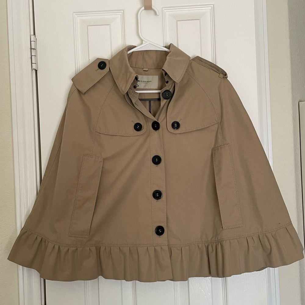 LIKE NEW Burberry Tan Cape Jacket